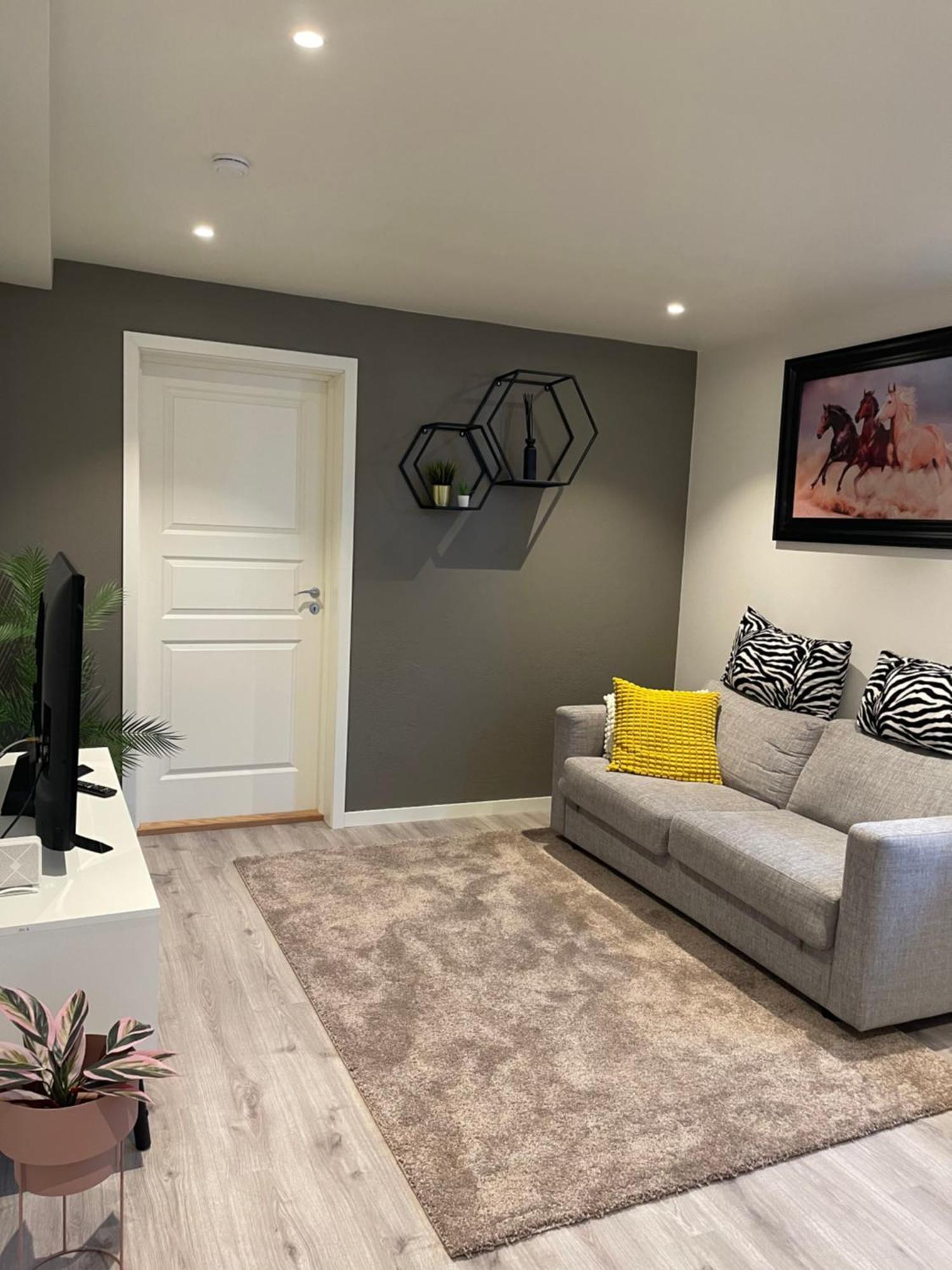 Home For Your Trip 10 Minutes From Oslo Airport With Free Parking Klofta Esterno foto